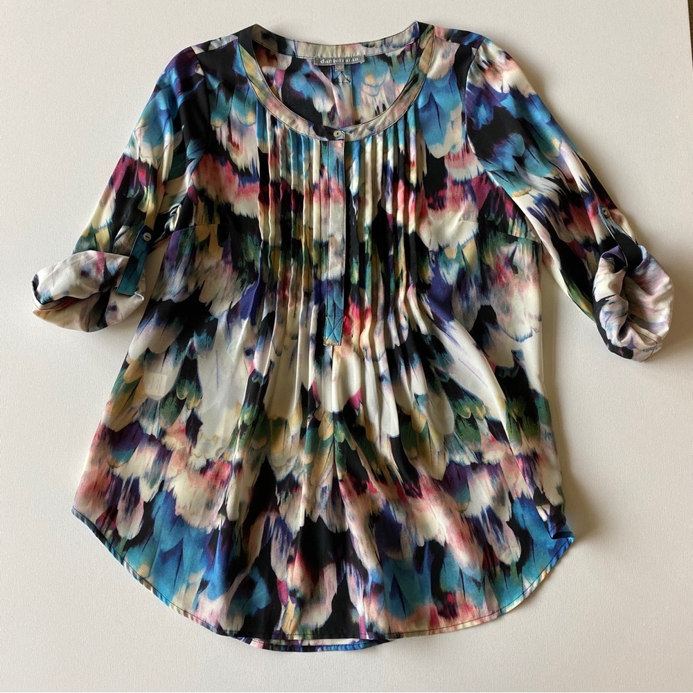 Daniel Rainn • roll sleeve blouse